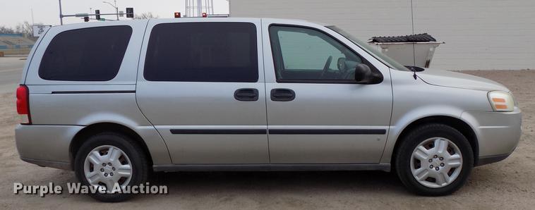 image for item DD3538 2008 Chevrolet Uplander van