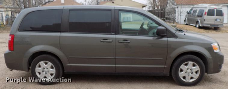 image for item DD3539 2010 Dodge Grand Caravan van