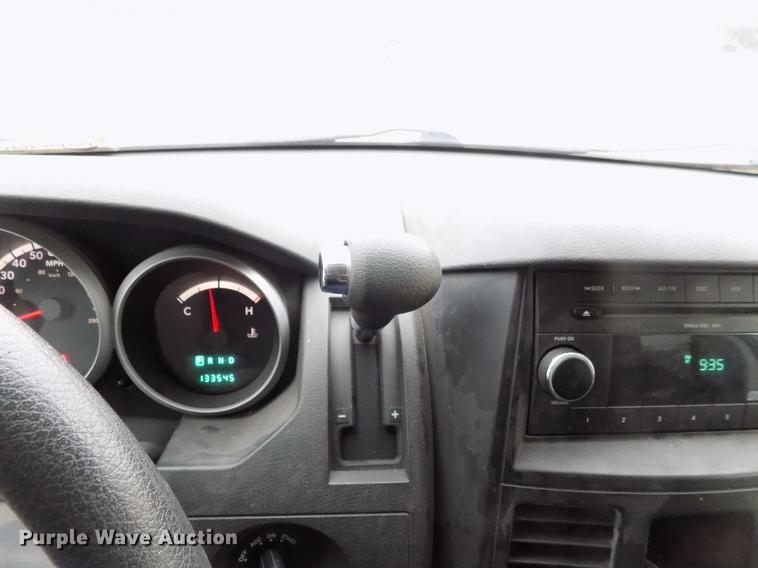 image for item DD3539 2010 Dodge Grand Caravan van