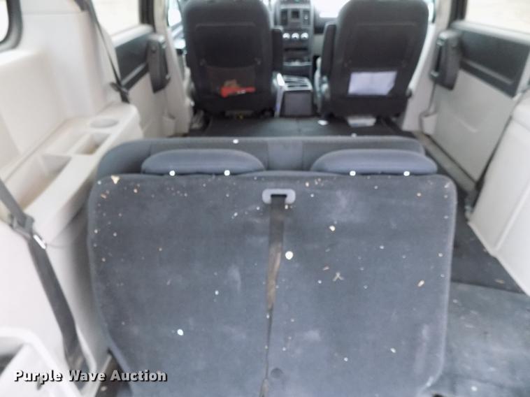 image for item DD3539 2010 Dodge Grand Caravan van
