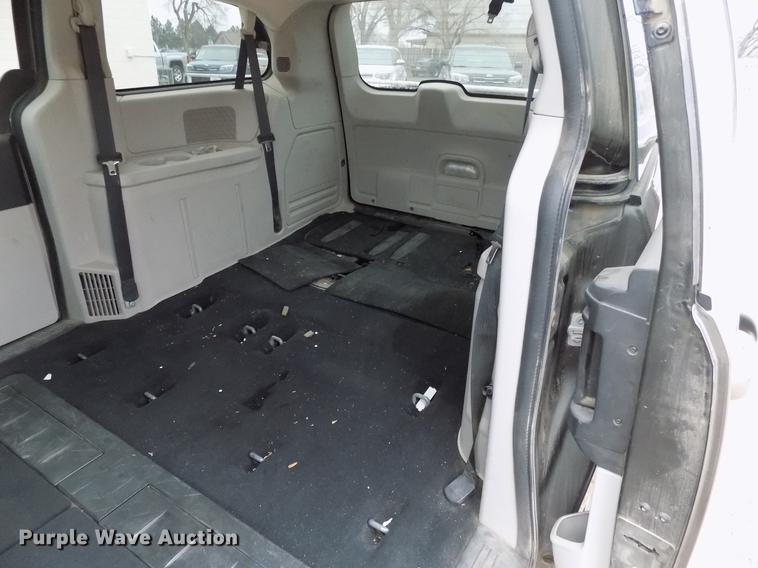 image for item DD3539 2010 Dodge Grand Caravan van