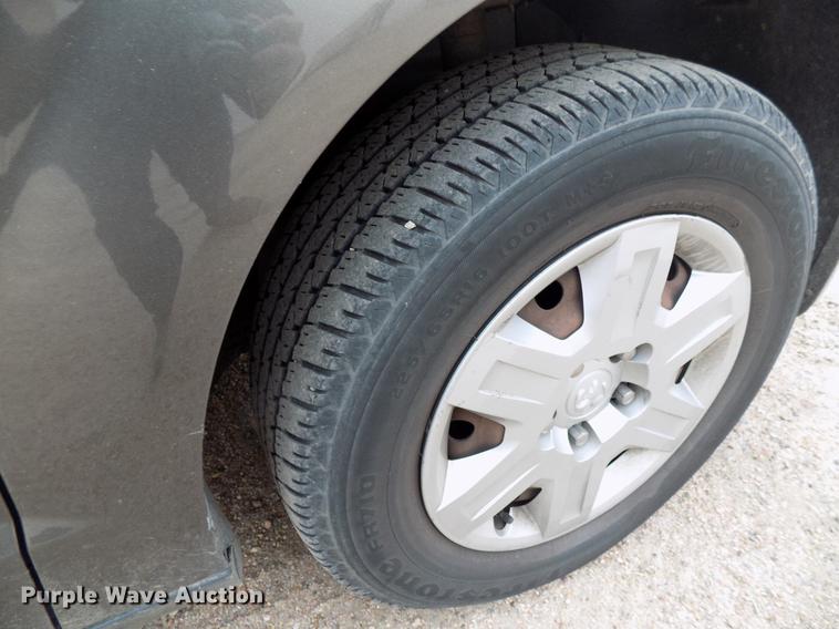 image for item DD3539 2010 Dodge Grand Caravan van