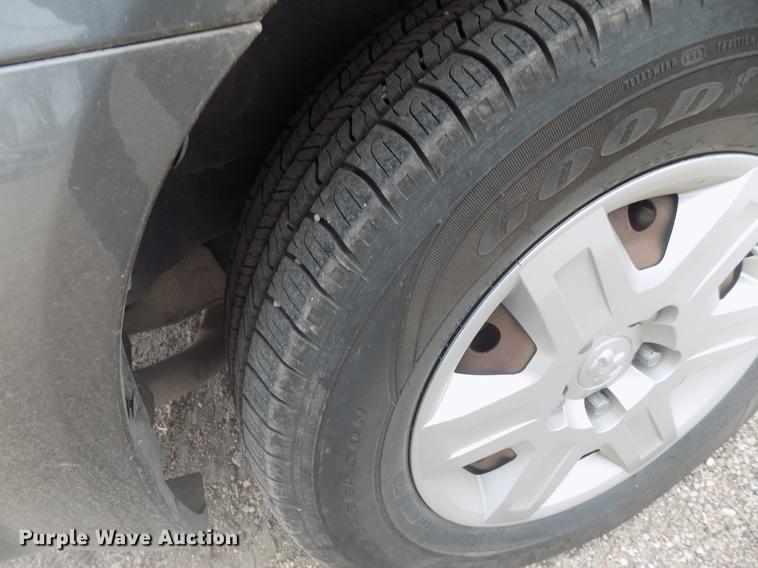 image for item DD3539 2010 Dodge Grand Caravan van