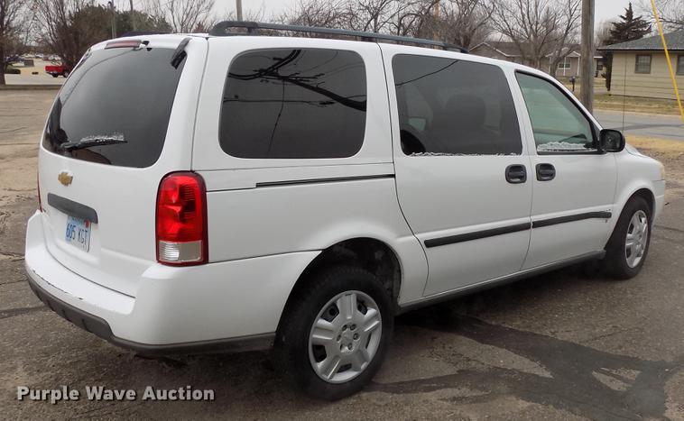 image for item DD3540 2007 Chevrolet Uplander van