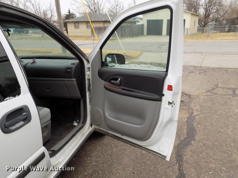 image for item DD3540 2007 Chevrolet Uplander van