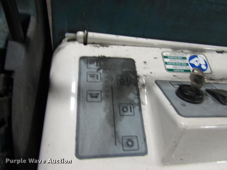 image for item DD3861 Tennant 3640 sweeper