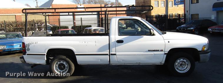 image for item DD3876 1997 Dodge Ram 1500 pickup truck