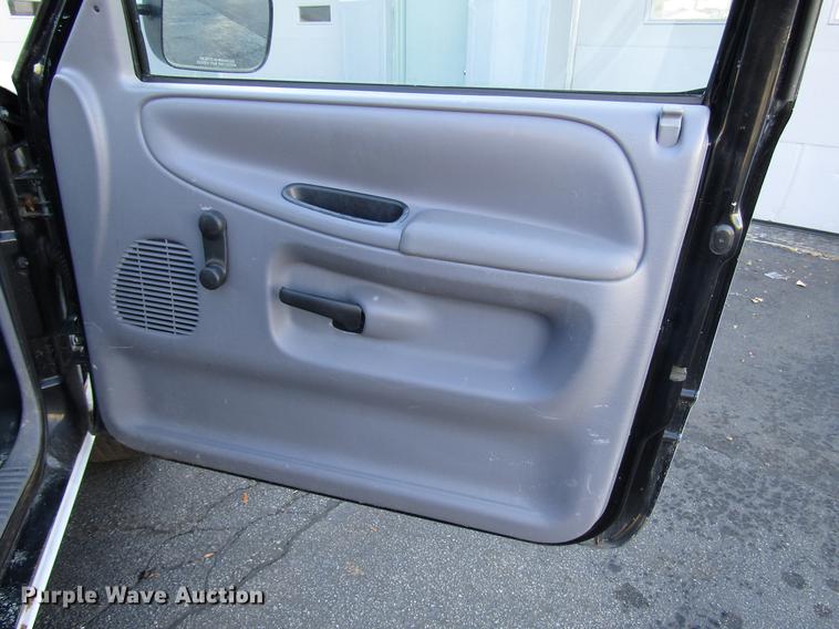 image for item DD3876 1997 Dodge Ram 1500 pickup truck
