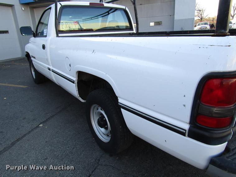 image for item DD3876 1997 Dodge Ram 1500 pickup truck