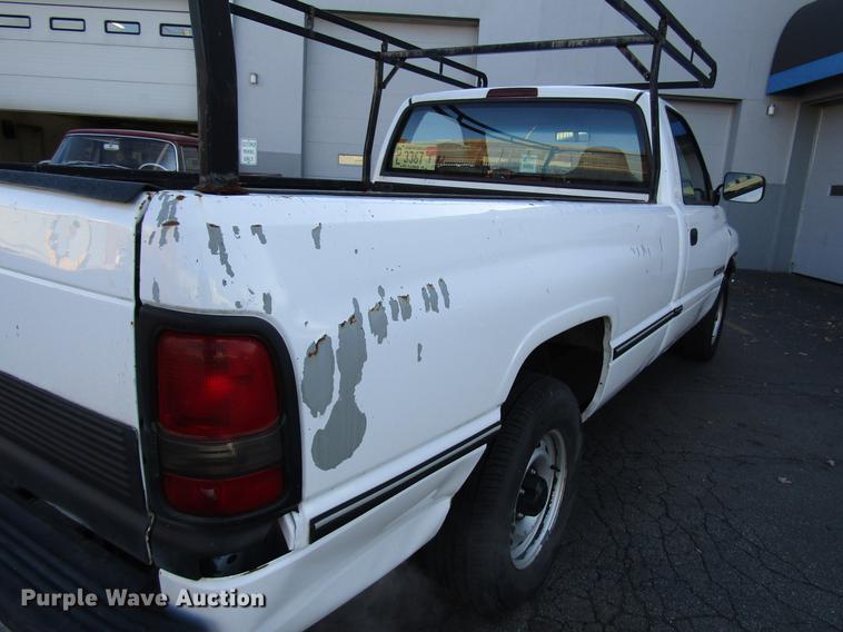 image for item DD3876 1997 Dodge Ram 1500 pickup truck