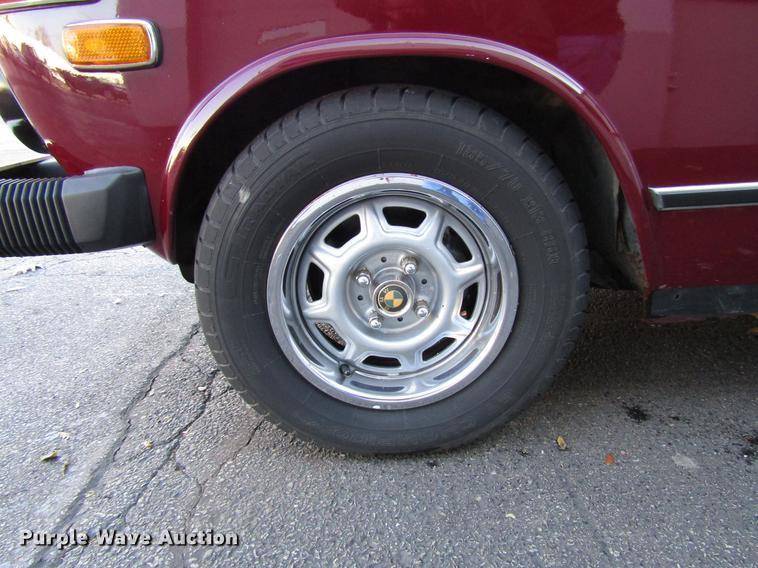 image for item DD3877 1974 BMW 2002