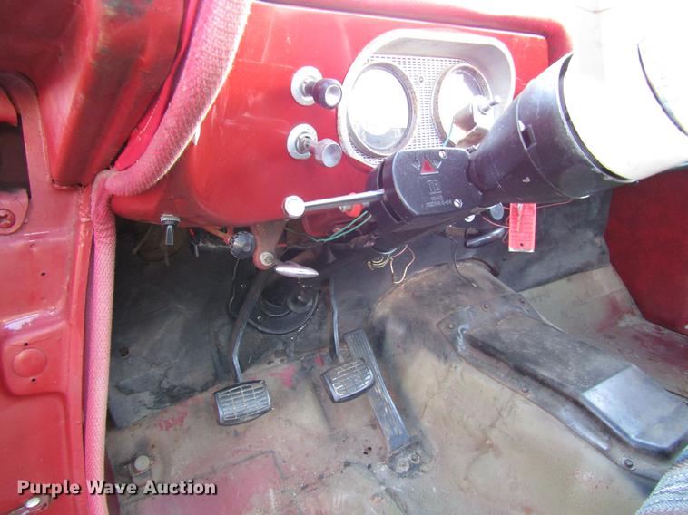 image for item DD3878 1964 Studebaker pickup truck