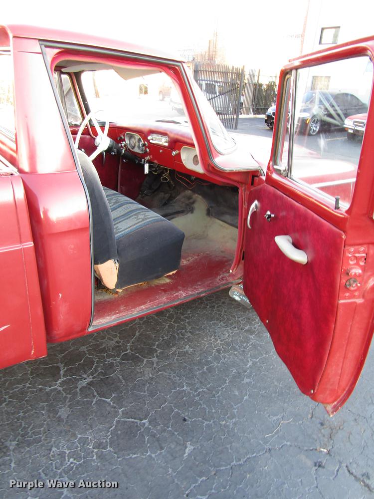 image for item DD3878 1964 Studebaker pickup truck
