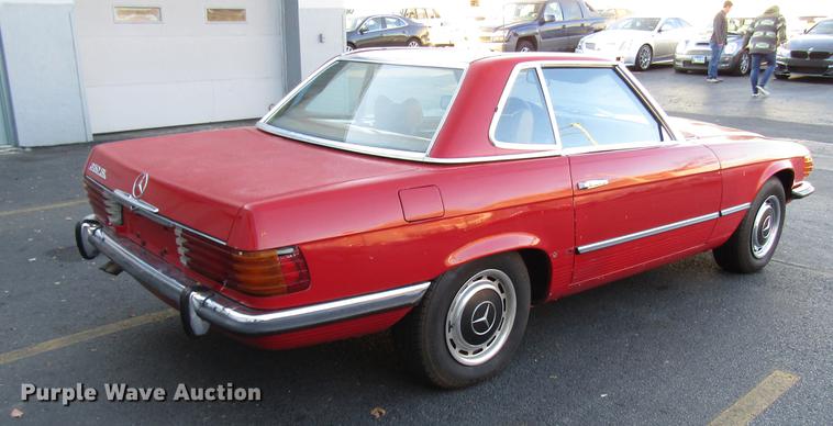 image for item DD3879 1972 Mercedes Benz 350SL convertible