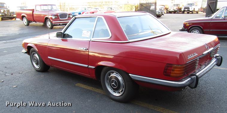 image for item DD3879 1972 Mercedes Benz 350SL convertible