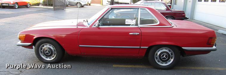 image for item DD3879 1972 Mercedes Benz 350SL convertible