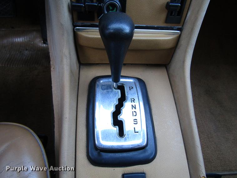 image for item DD3879 1972 Mercedes Benz 350SL convertible