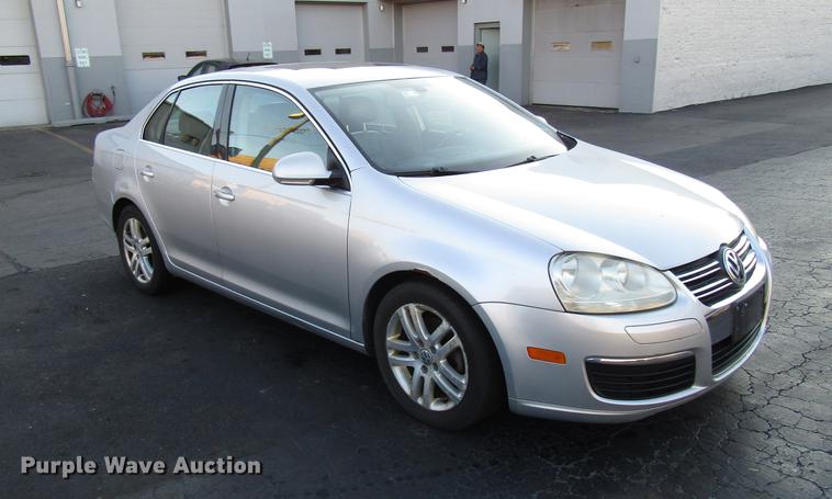 image for item DD3880 2005 Volkswagen New Jetta