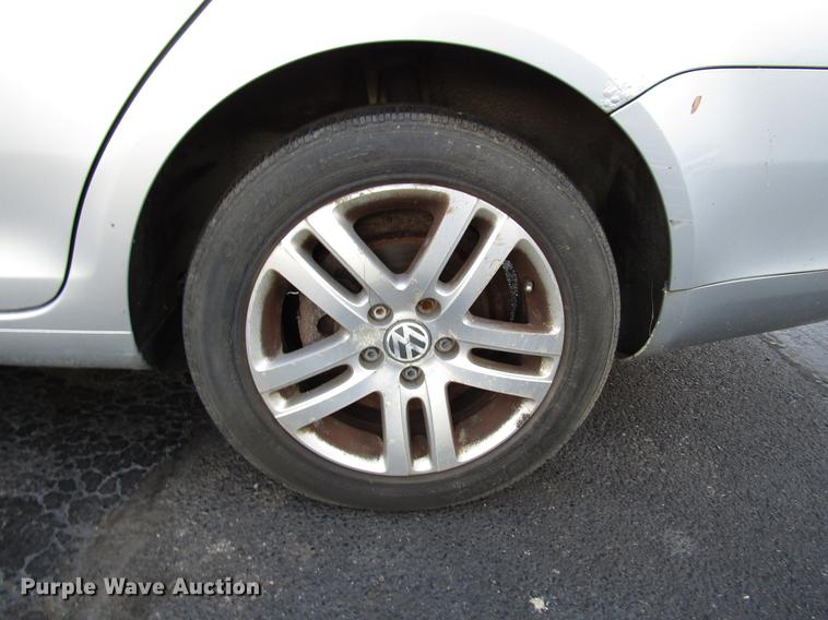 image for item DD3880 2005 Volkswagen New Jetta