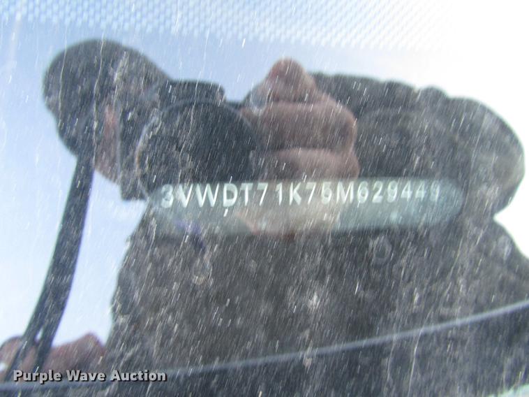 image for item DD3880 2005 Volkswagen New Jetta