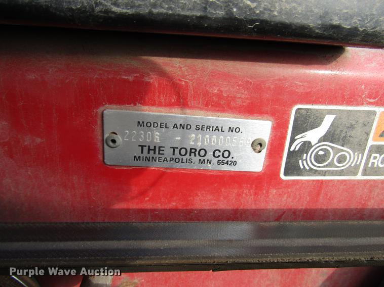 image for item DD3901 2001 Toro Dingo TX420 compact utility loader