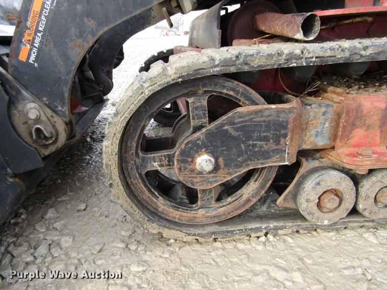 image for item DD3901 2001 Toro Dingo TX420 compact utility loader