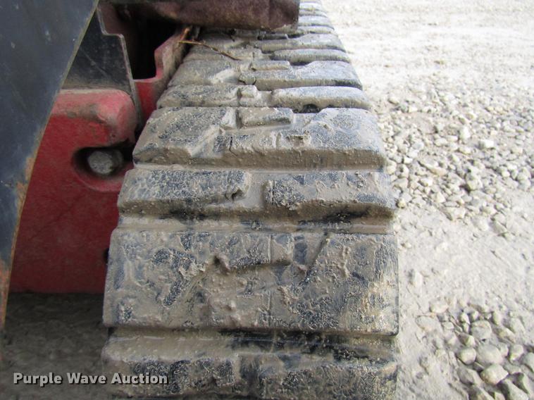 image for item DD3901 2001 Toro Dingo TX420 compact utility loader