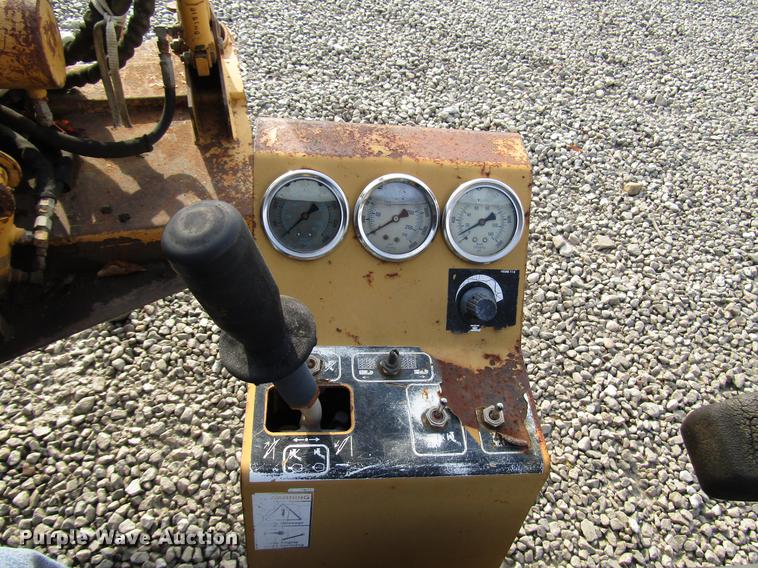 image for item DD3914 1999 Vermeer D16X20A Navigator directional boring unit