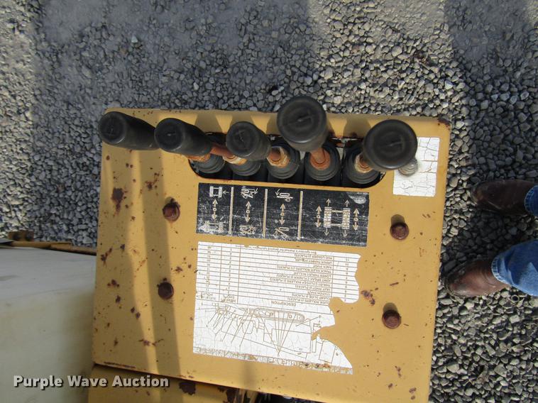 image for item DD3914 1999 Vermeer D16X20A Navigator directional boring unit