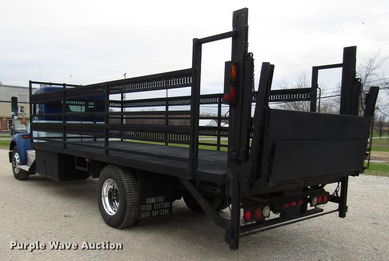 image for item DD3921 2003 Kenworth T300 flatbed truck