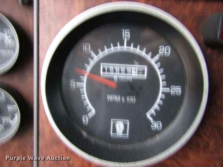 image for item DD3921 2003 Kenworth T300 flatbed truck