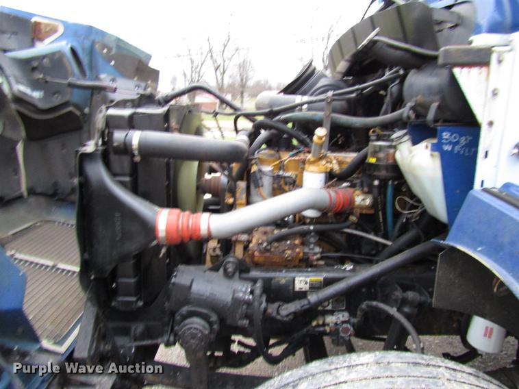 image for item DD3921 2003 Kenworth T300 flatbed truck