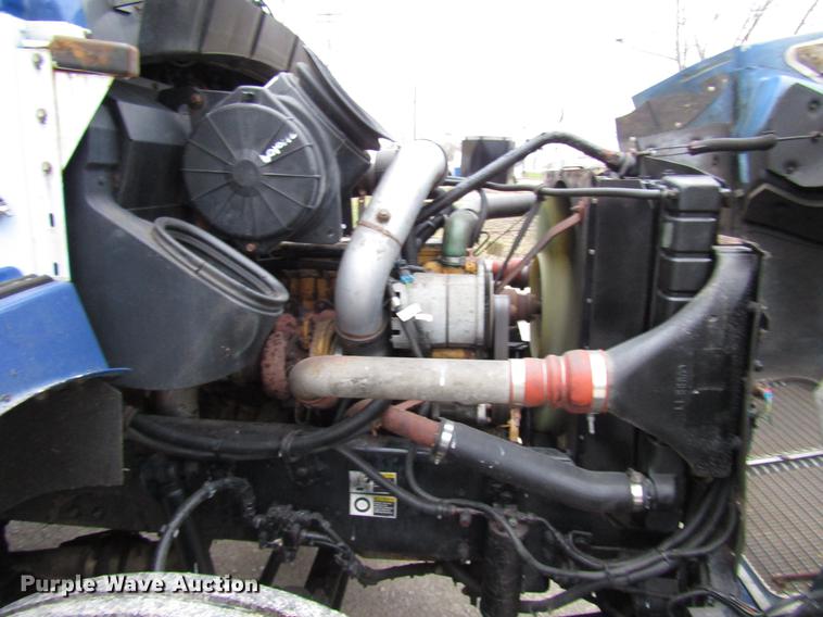 image for item DD3921 2003 Kenworth T300 flatbed truck