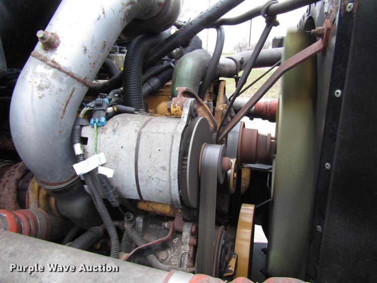 image for item DD3921 2003 Kenworth T300 flatbed truck