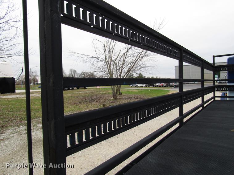 image for item DD3921 2003 Kenworth T300 flatbed truck