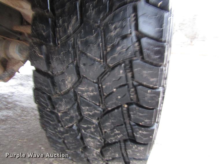 image for item DD3924 2004 Ford F250 Super Duty Crew Cab pickup truck