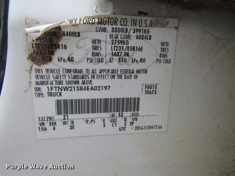 image for item DD3924 2004 Ford F250 Super Duty Crew Cab pickup truck