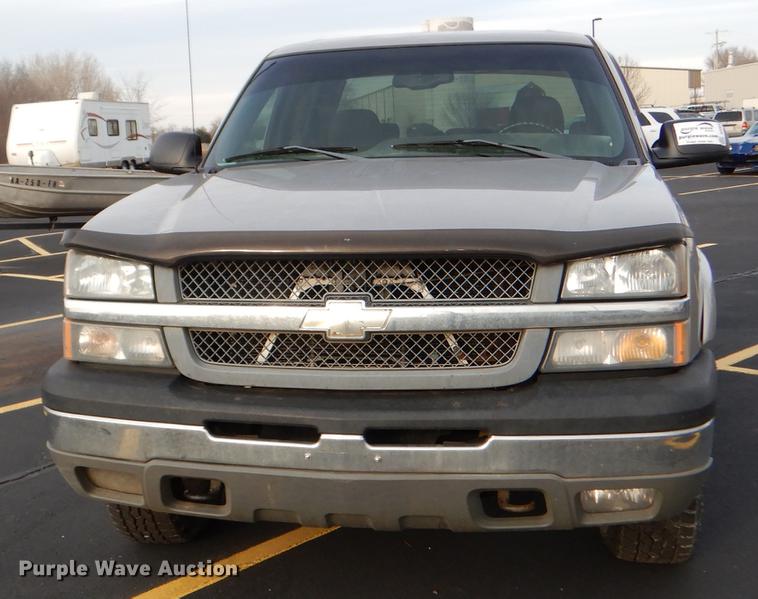 image for item DD8986 2004 Chevrolet Silverado 1500 Crew Cab pickup truck