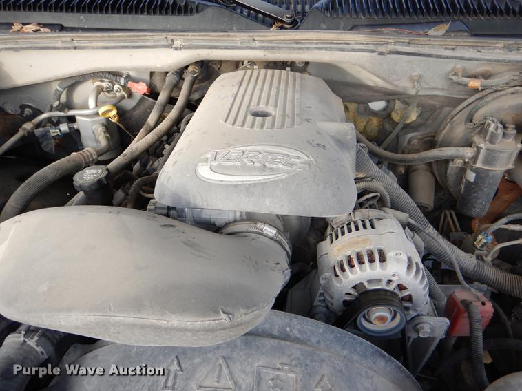 image for item DD8986 2004 Chevrolet Silverado 1500 Crew Cab pickup truck