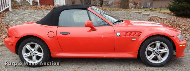 image for item DD8996 2002 BMW Z3 Roadster 2.5i convertible