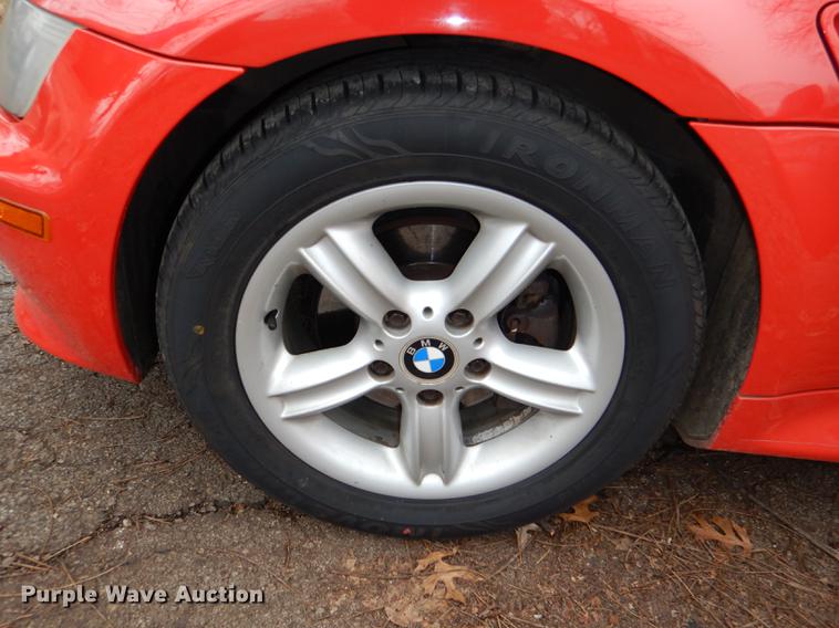 image for item DD8996 2002 BMW Z3 Roadster 2.5i convertible