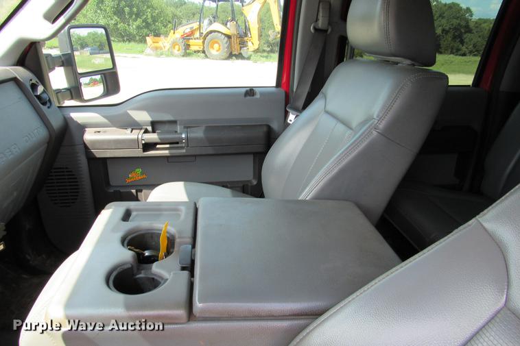 image for item DE0197 2011 Ford F250 Super Duty XL Crew Cab pickup truck