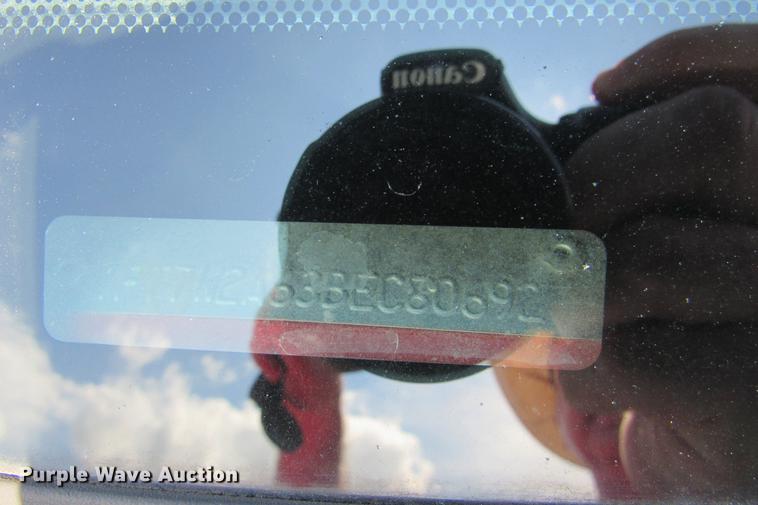 image for item DE0197 2011 Ford F250 Super Duty XL Crew Cab pickup truck