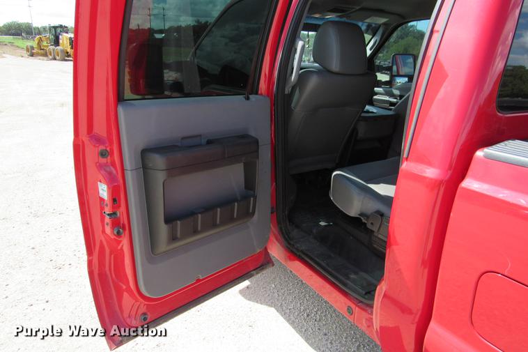 image for item DE0197 2011 Ford F250 Super Duty XL Crew Cab pickup truck