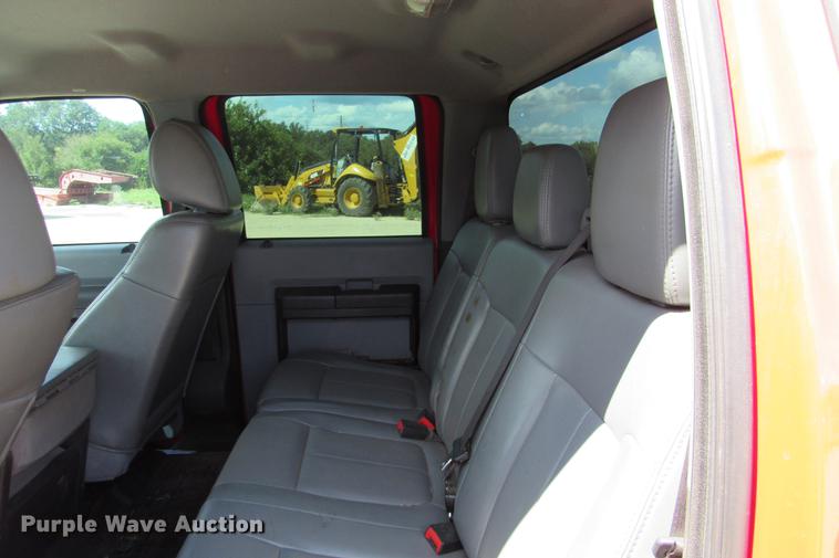 image for item DE0197 2011 Ford F250 Super Duty XL Crew Cab pickup truck