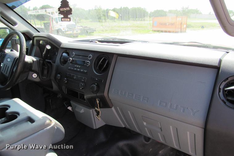 image for item DE0197 2011 Ford F250 Super Duty XL Crew Cab pickup truck