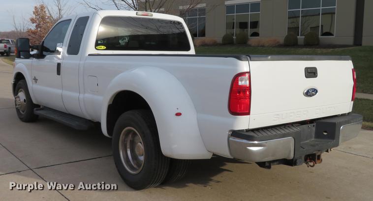 image for item DE4965 2012 Ford F350 Super Duty XLT SuperCab pickup truck
