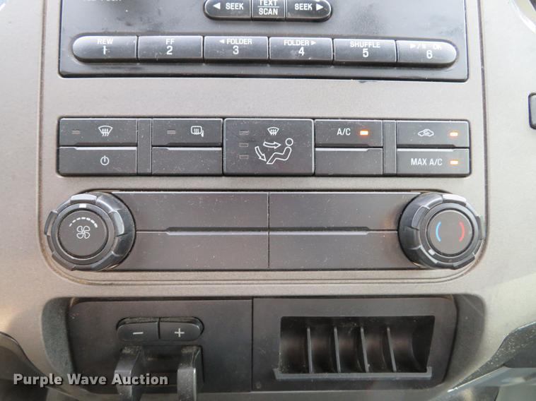 image for item DE4965 2012 Ford F350 Super Duty XLT SuperCab pickup truck