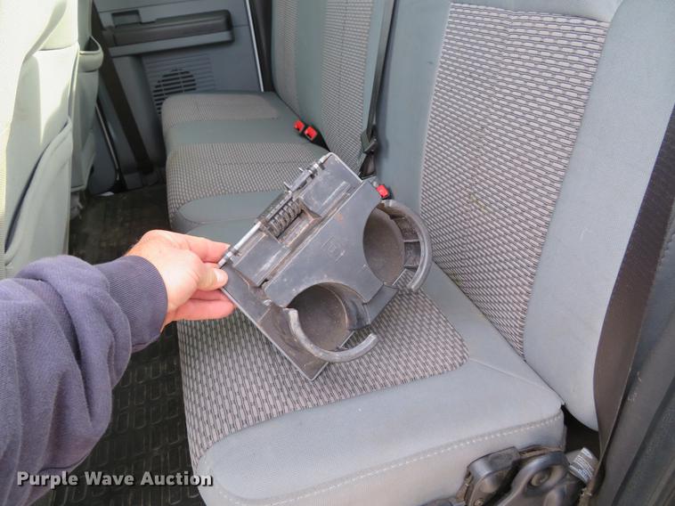 image for item DE4965 2012 Ford F350 Super Duty XLT SuperCab pickup truck