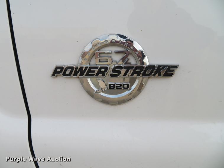 image for item DE4965 2012 Ford F350 Super Duty XLT SuperCab pickup truck